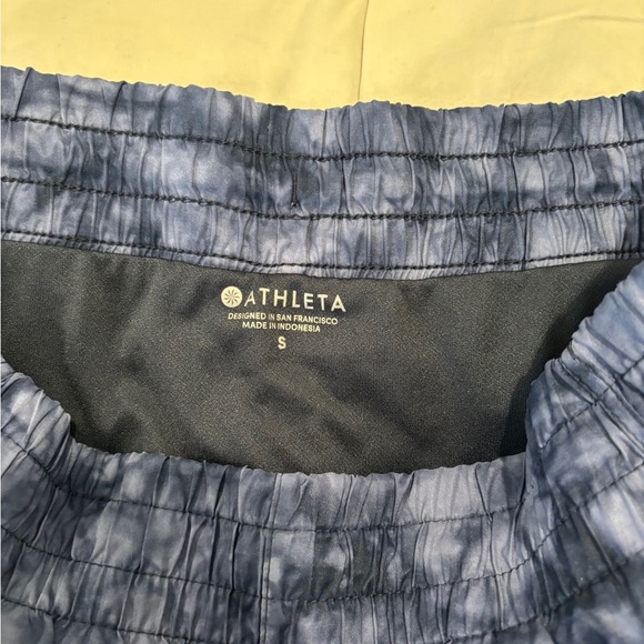 Athleta Blue Tie-Dye Athletic Shorts - Picture 5 of 5